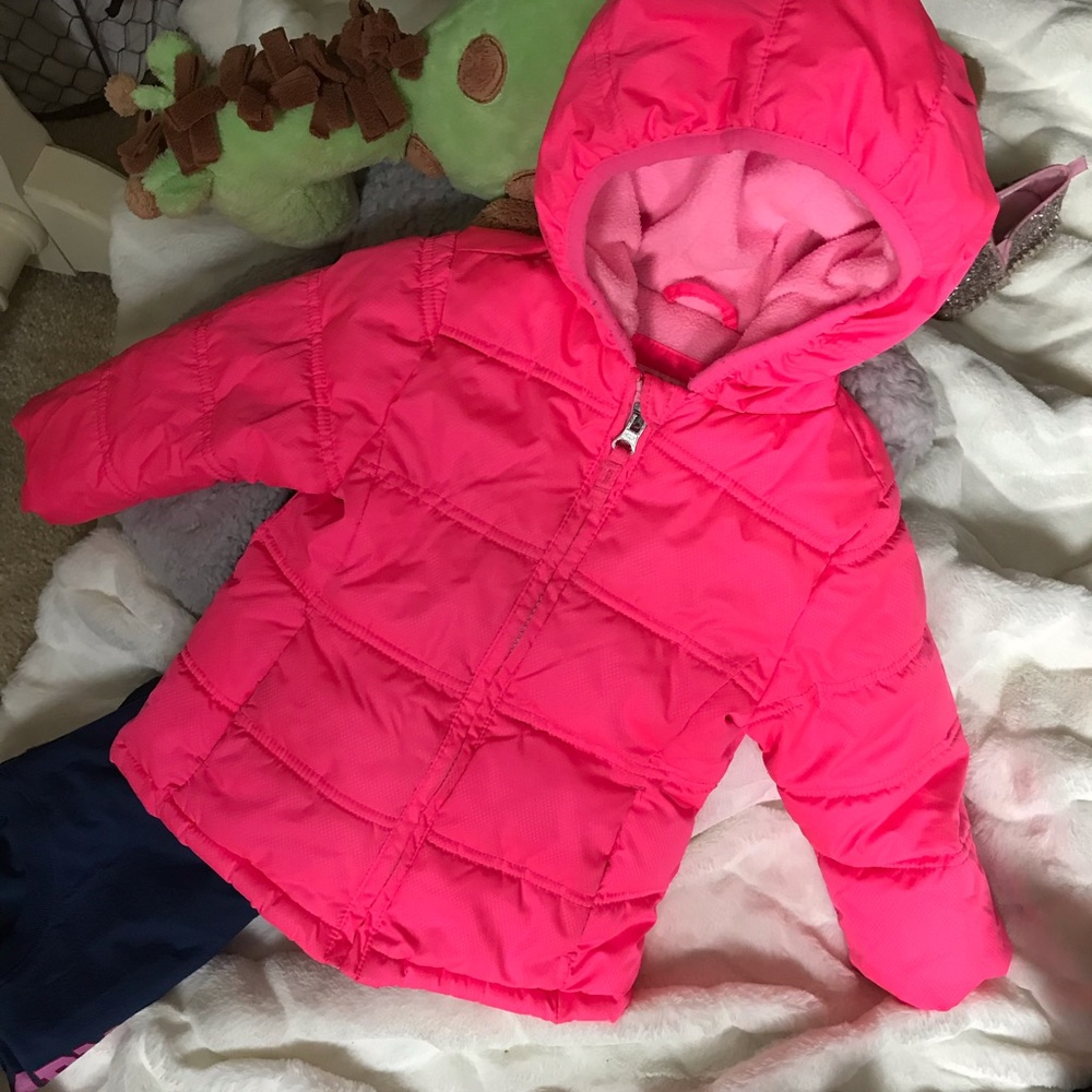 3T Girls coat. No rips or tears.